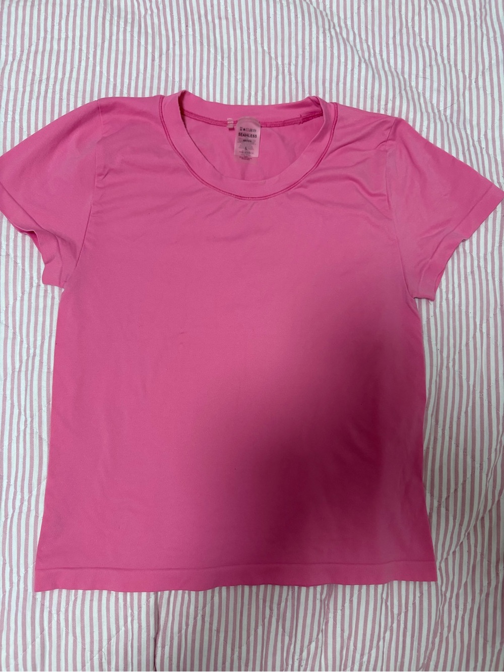 Aritzia Seamless Pink Tee